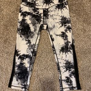 Reebok Tye-Dye Cropped Leggings